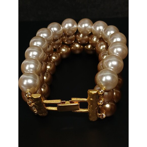 Unbranded Jewelry - Three-Tone Faux Pearl Bracelet Gold Tone Box Clasp